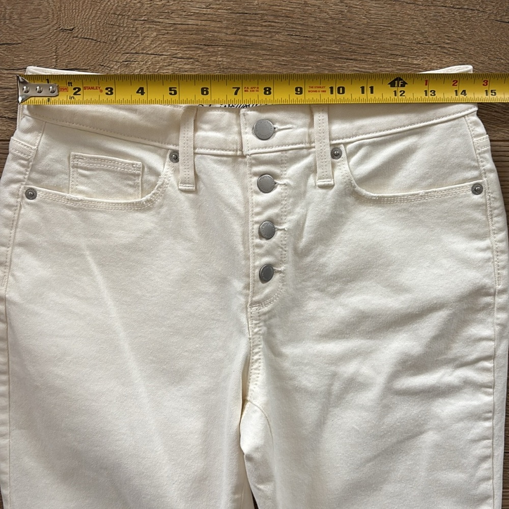 Universal Thread High Rise Jeans in Cream - Picture 4 of 8